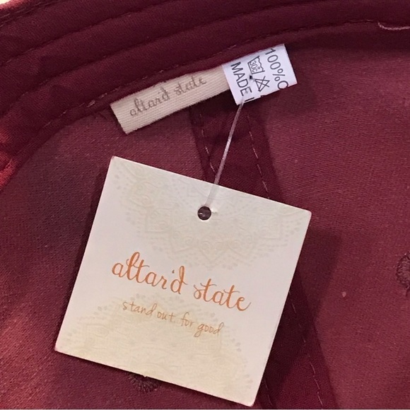 Altar'd State Woman's Light Maroon Adjustable Ball Cap NWT - Picture 2 of 14